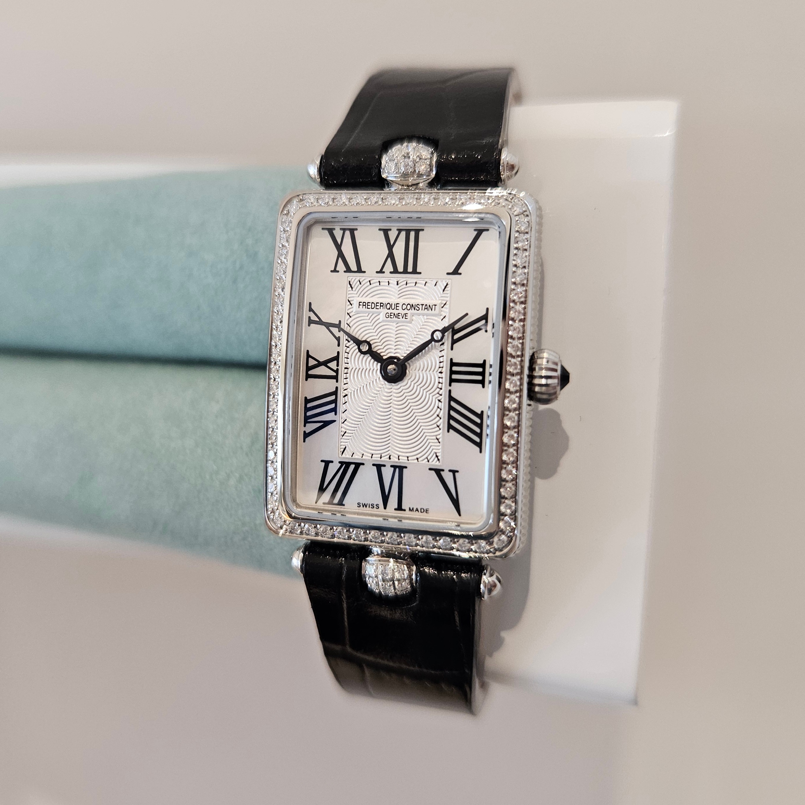 Frédérique Constant Classics Art Deco Carrée