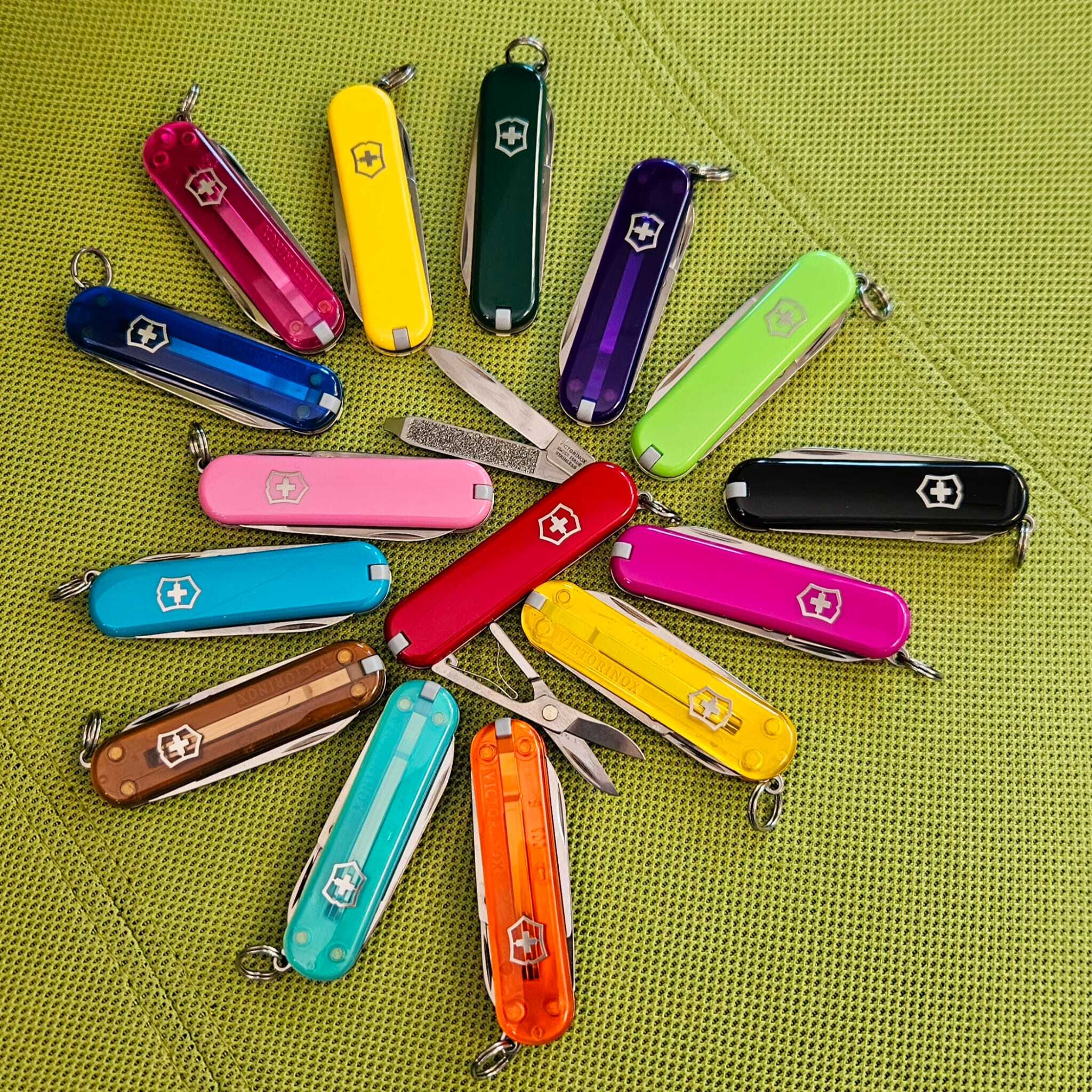 Victorinox Classic SD