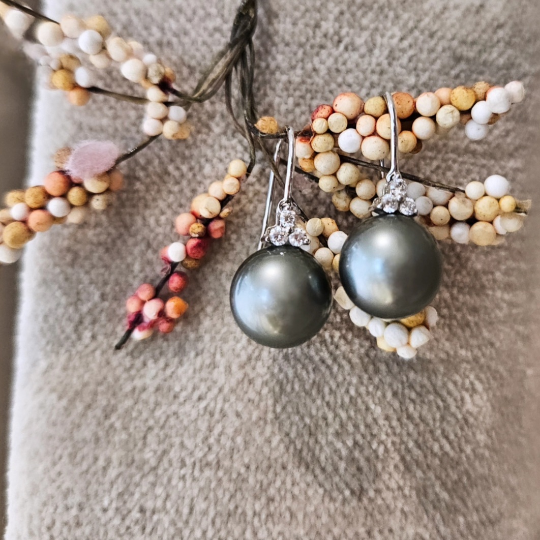 Boucles d'oreilles avec perles de Tahiti