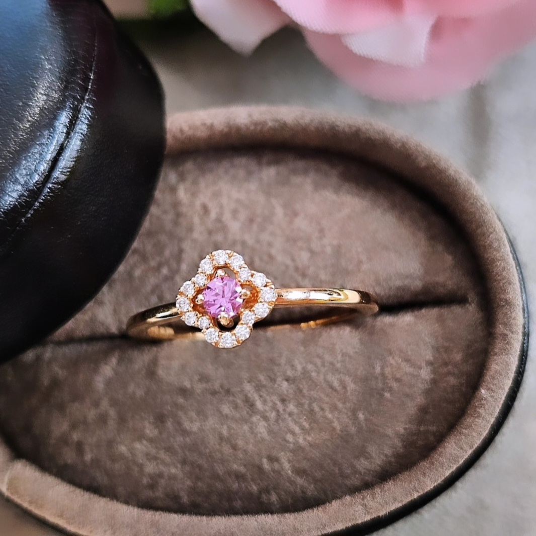 Damenring Ros&eacute;gold 750 mit rosa Saphir
